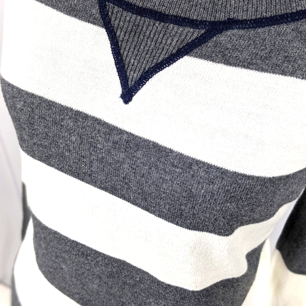 Gap Woman Winter Sweater Top